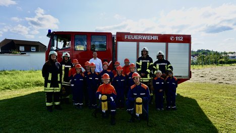 Spende_Feuerwehr_Graefenhain_Atemschutzgeraete_210721.JPG